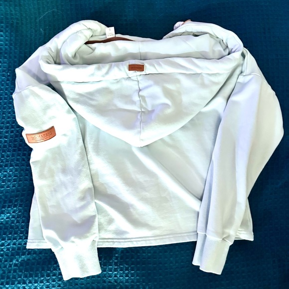 Wanakome Lux hooded sweatshirt - Picture 2 of 4